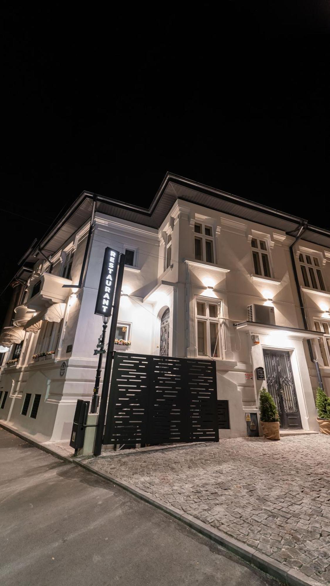 George&Dragon Rooms Bucarest Esterno foto